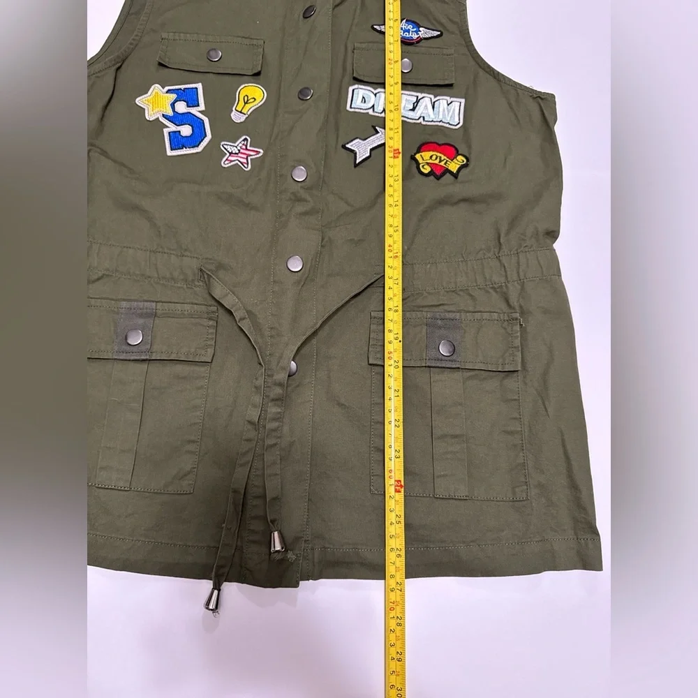 NWT Romeo & Juliet Hooded Cargo Patch Work Khaki Vest Sizes M - Picture 8 of 8